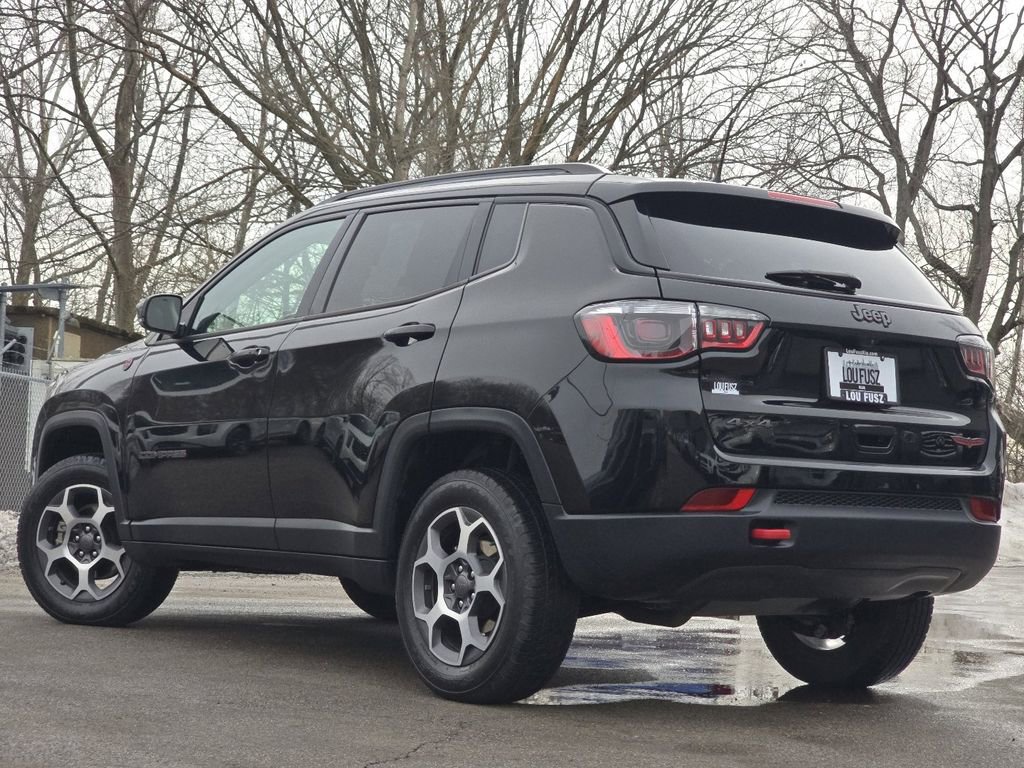 Used 2022 Jeep Compass Trailhawk image 12