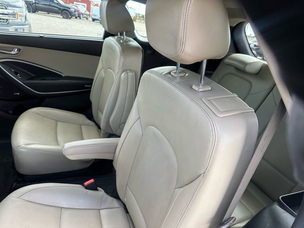 Used 2019 Hyundai Santa Fe XL AWD/4WD image 32