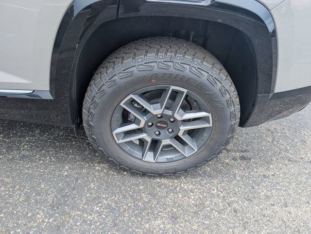 New 2026 GMC Terrain AT4 w/ Convenience Package III AWD/4WD image 22