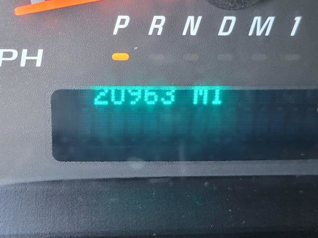 Used 2023 Chevrolet Express 2500 RWD 2500 135 w/ Driver Convenience Package image 15