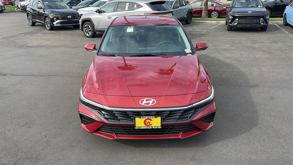 New 2026 Hyundai Elantra SE image 2