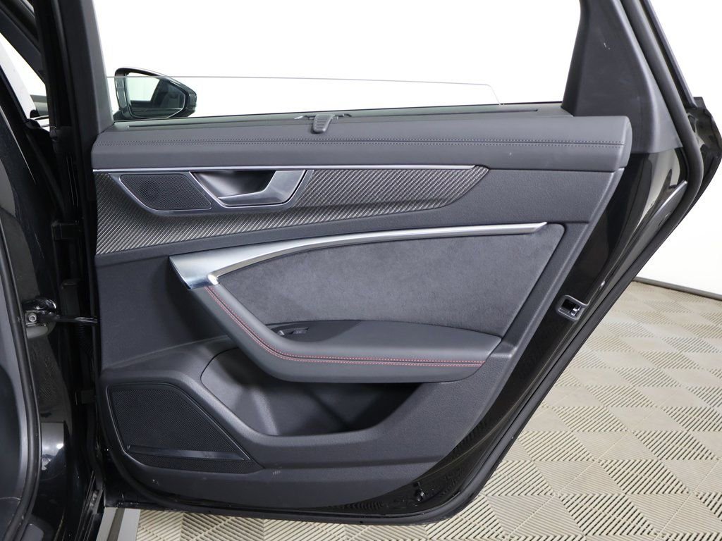 Used 2025 Audi RS 6 performance image 29