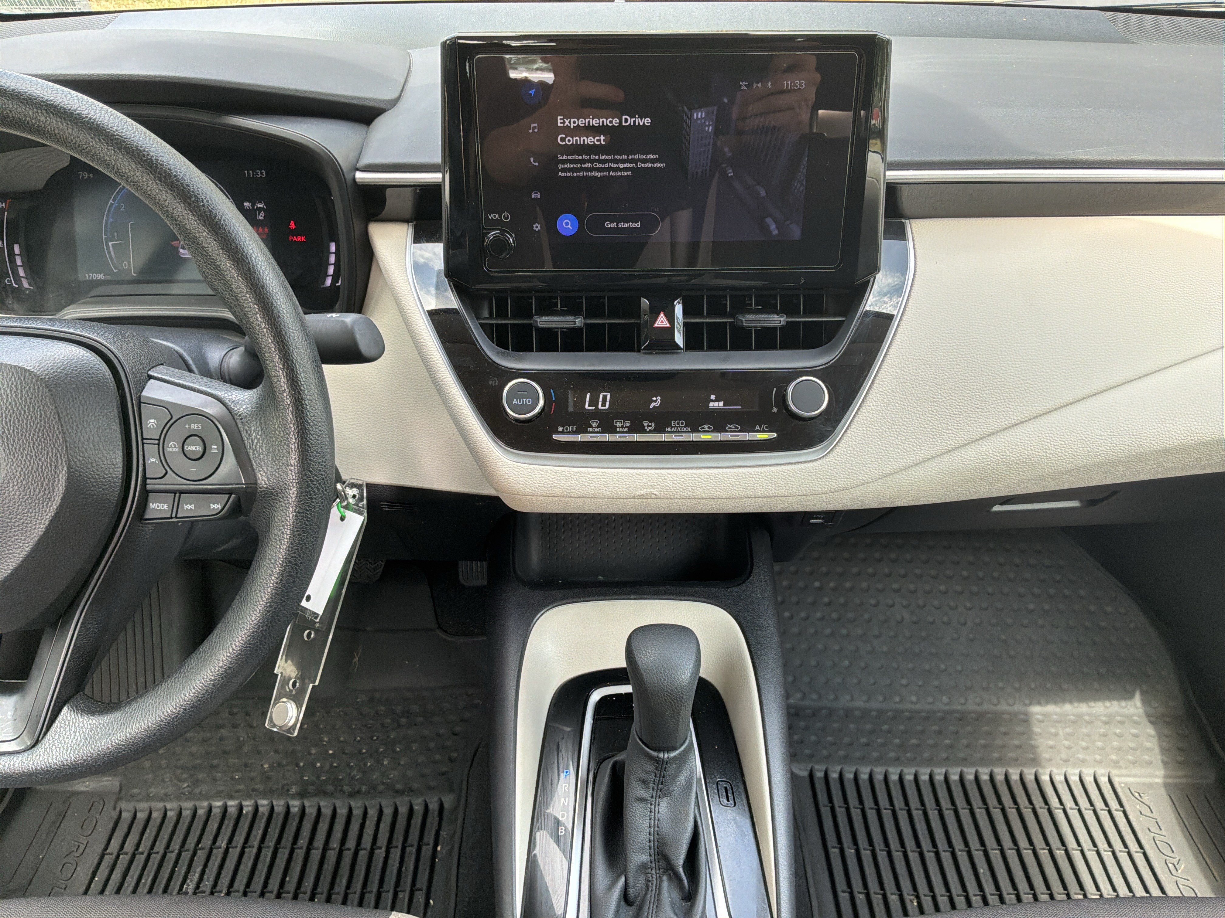 Used 2026 Toyota Corolla LE FWD image 26