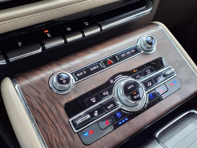 Certified 2022 Lincoln Aviator Reserve w/ Equipment Group 201A RWD image 13