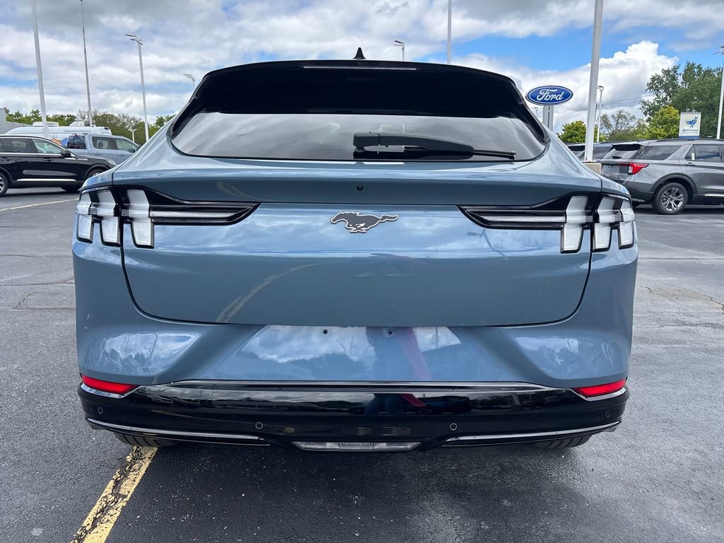 Used 2024 Ford Mustang Mach-E Premium image 8