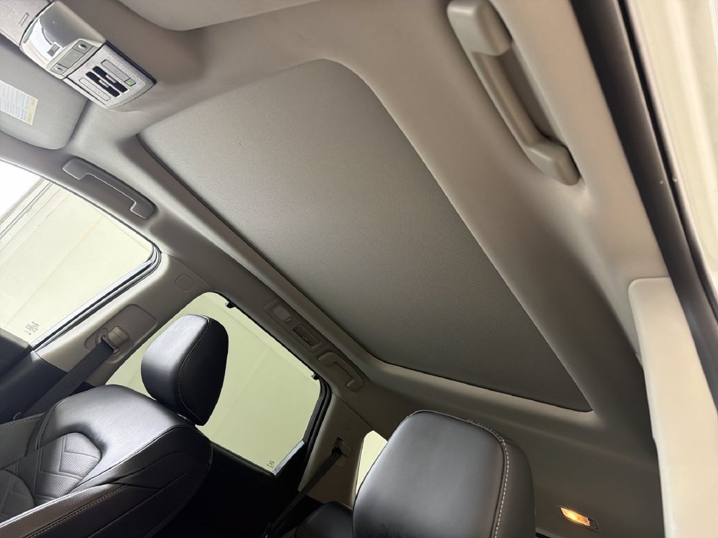 Certified 2025 Nissan Pathfinder Platinum w/ Cargo Package FWD image 28