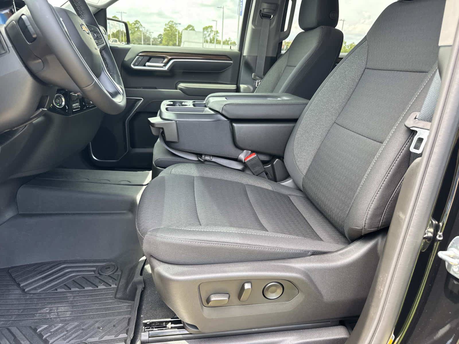 New 2026 Chevrolet Silverado 1500 LT AWD/4WD image 11
