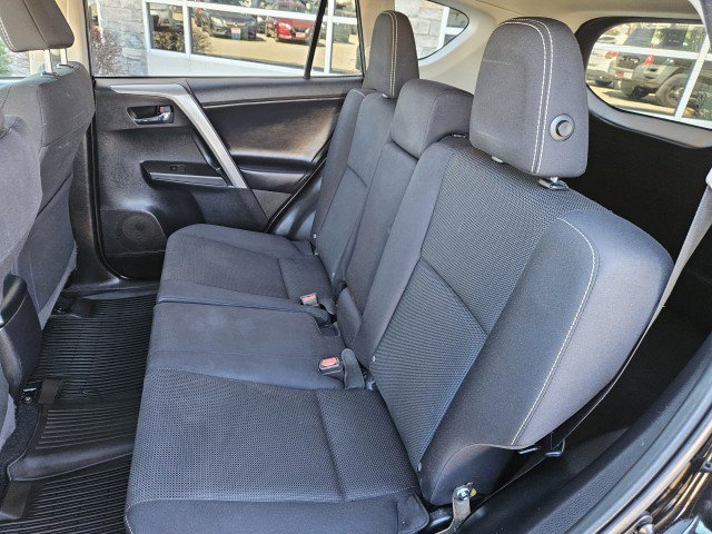 Used 2018 Toyota RAV4 XLE w/ Plus Extra Value Package image 23