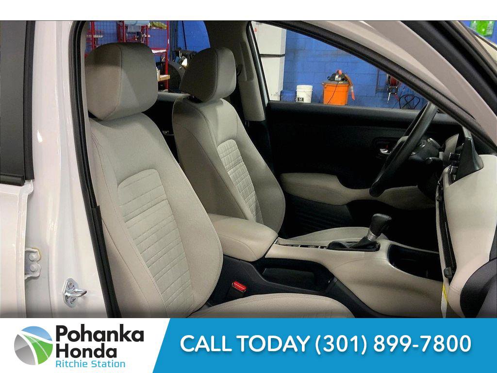 Used 2025 Honda HR-V LX image 6