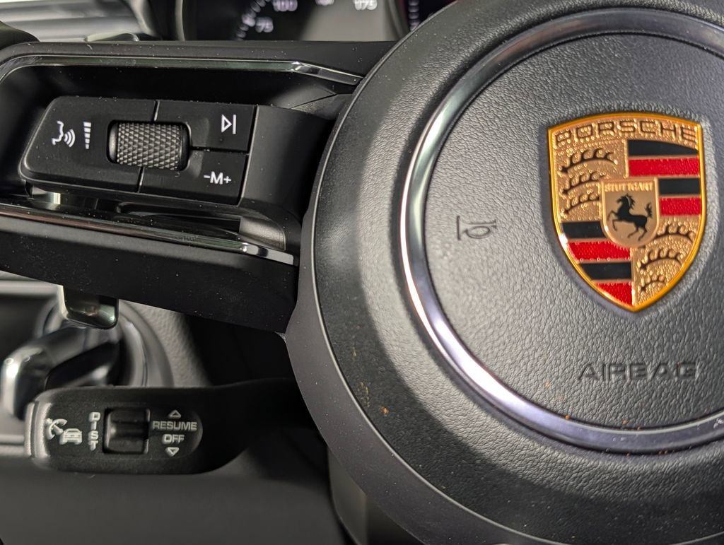 New 2026 Porsche Macan image 37