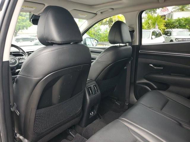 Certified 2023 Hyundai Tucson SEL w/ Convenience Package FWD image 19