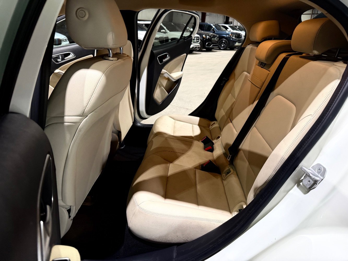 Used 2018 Mercedes-Benz GLA 250 image 17