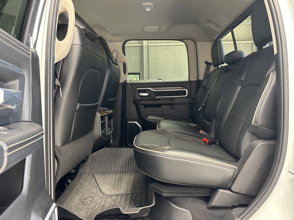 Used 2024 RAM 2500 Laramie AWD/4WD image 22