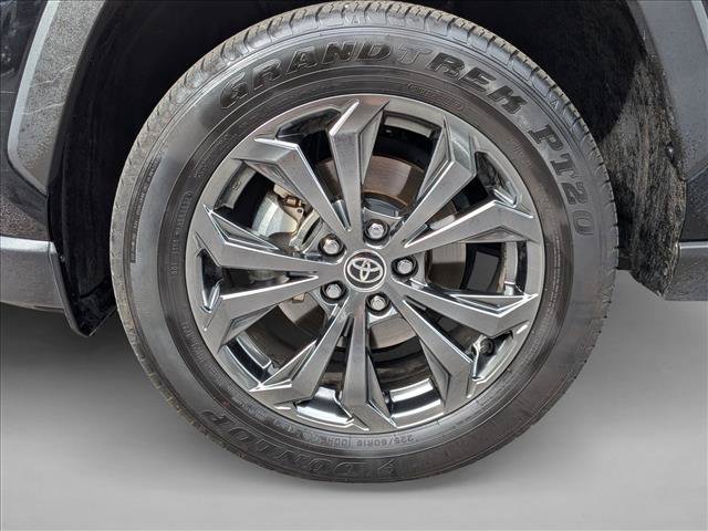 Used 2023 Toyota RAV4 Limited AWD/4WD image 22