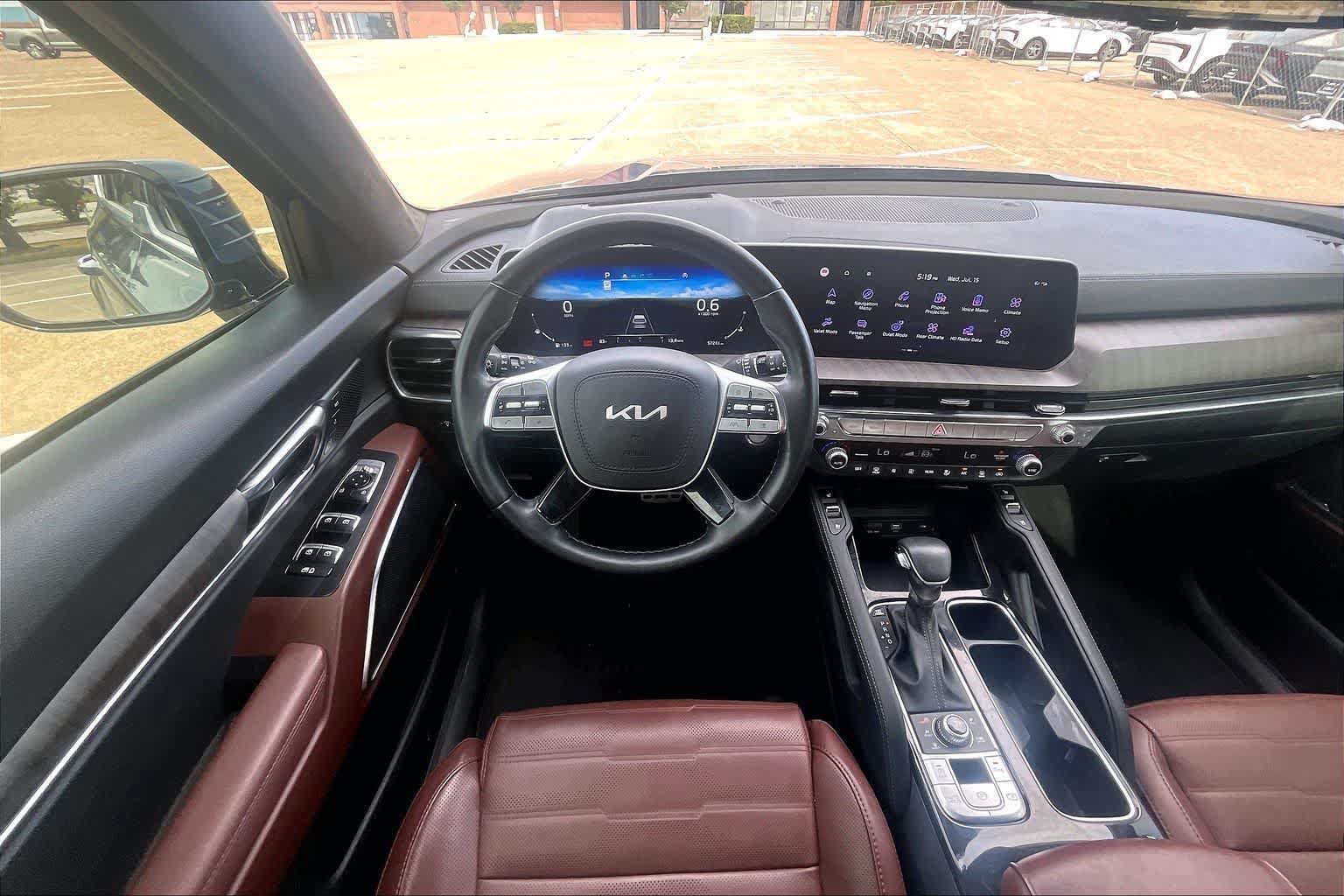 Certified 2024 Kia Telluride SX Prestige AWD/4WD image 13
