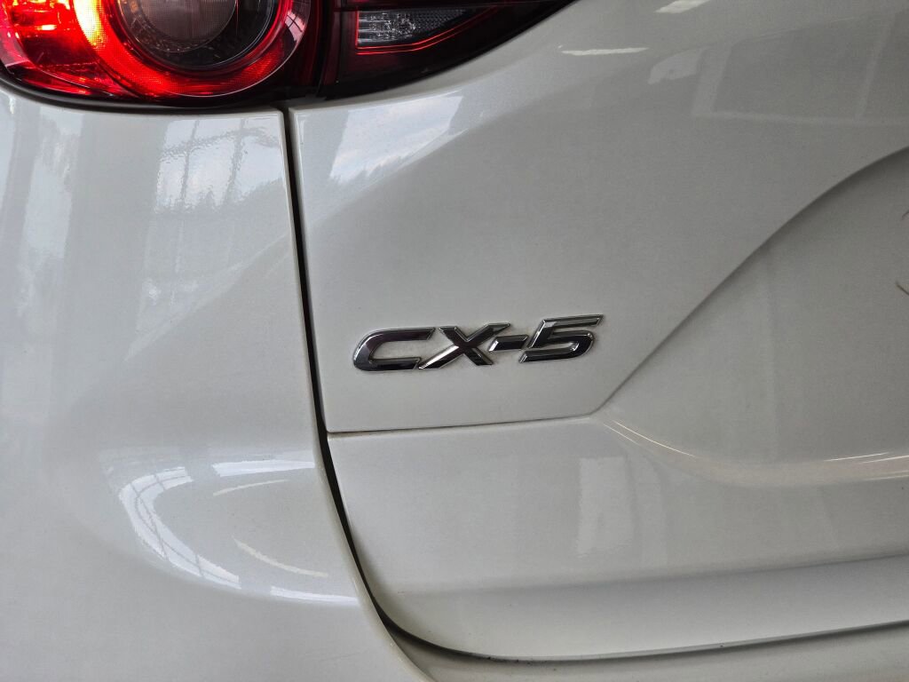 Used 2018 MAZDA CX-5 Touring w/ Preferred Equipment Package image 14