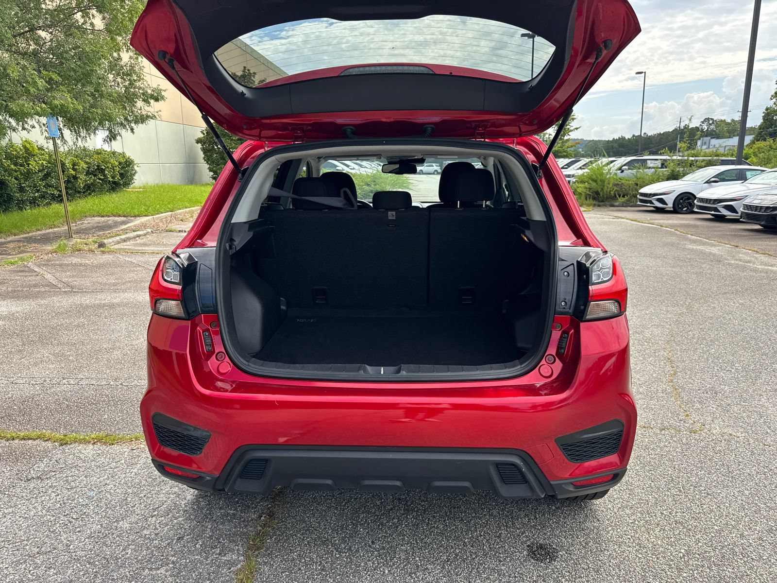 Used 2024 Mitsubishi Outlander Sport ES AWD/4WD image 18