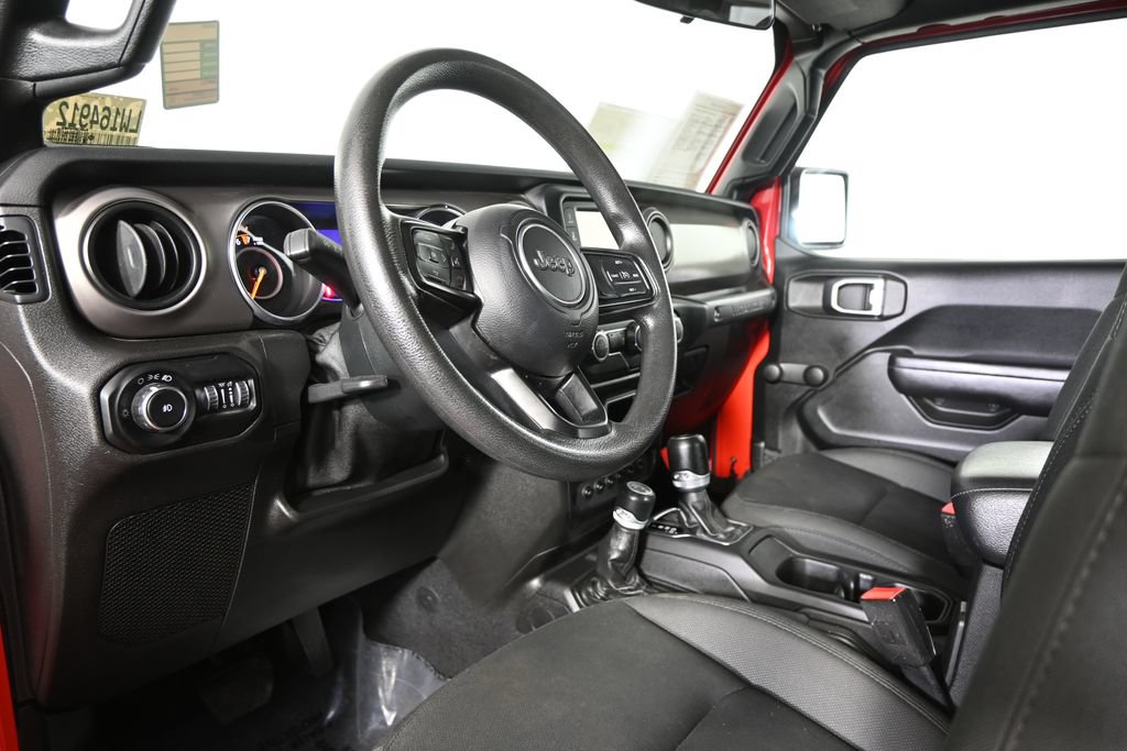 Used 2020 Jeep Wrangler Sport AWD/4WD image 21