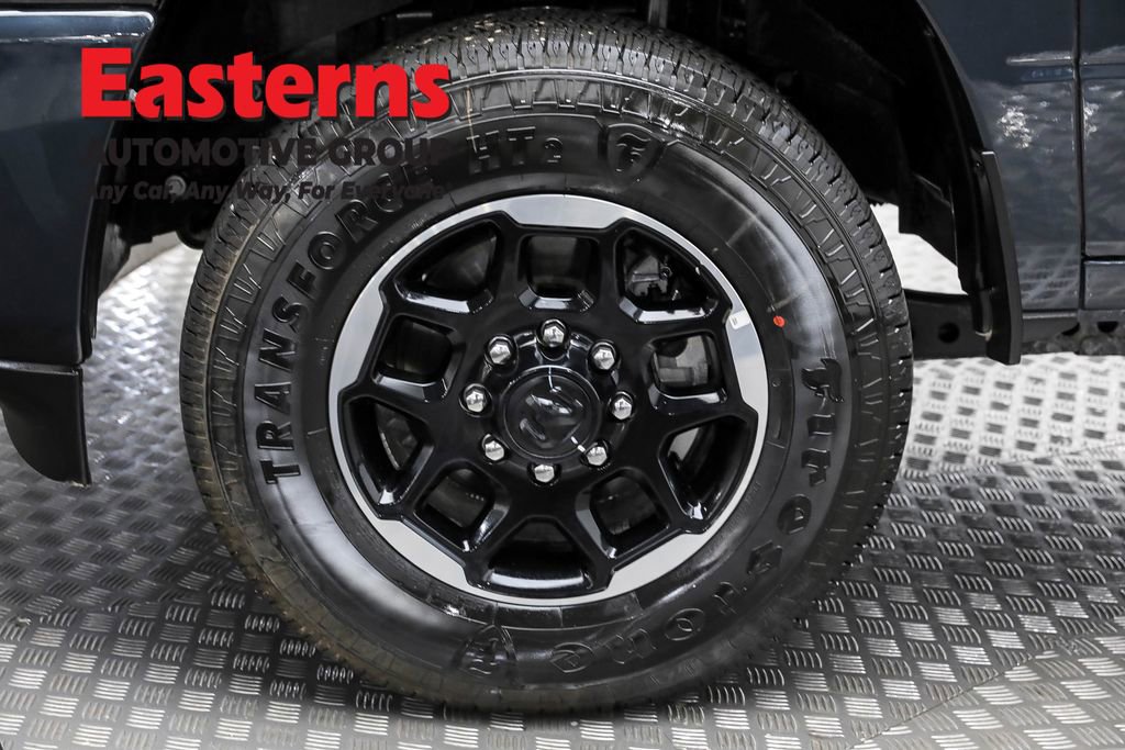 Used 2025 RAM 2500 Laramie w/ Towing Technology Group image 31