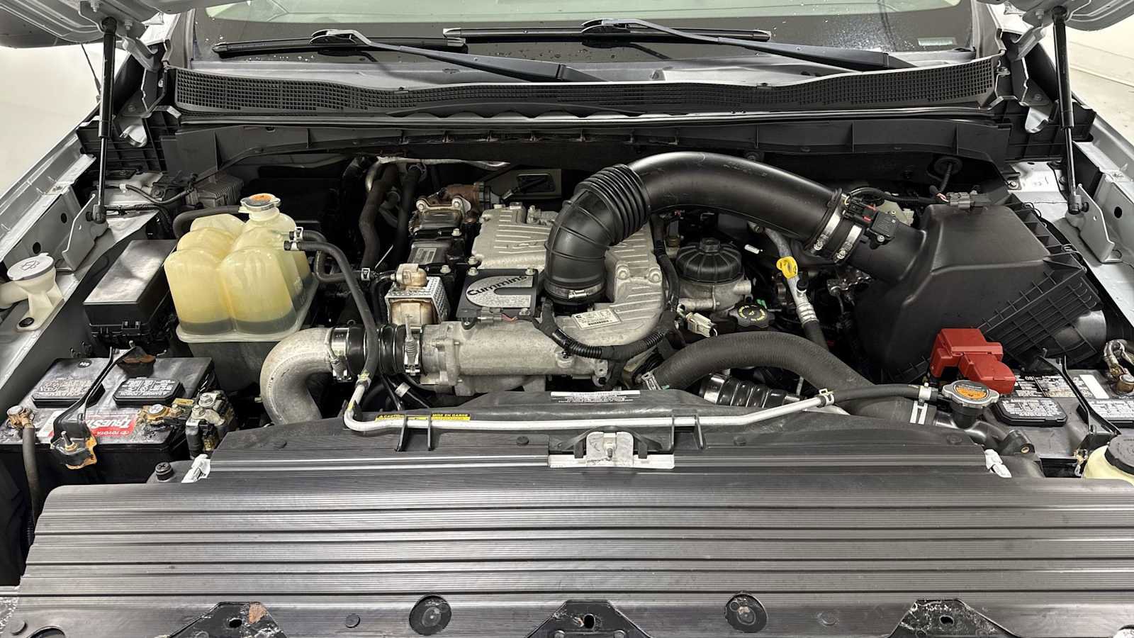 Used 2019 Nissan Titan S w/ S Utility Package image 29