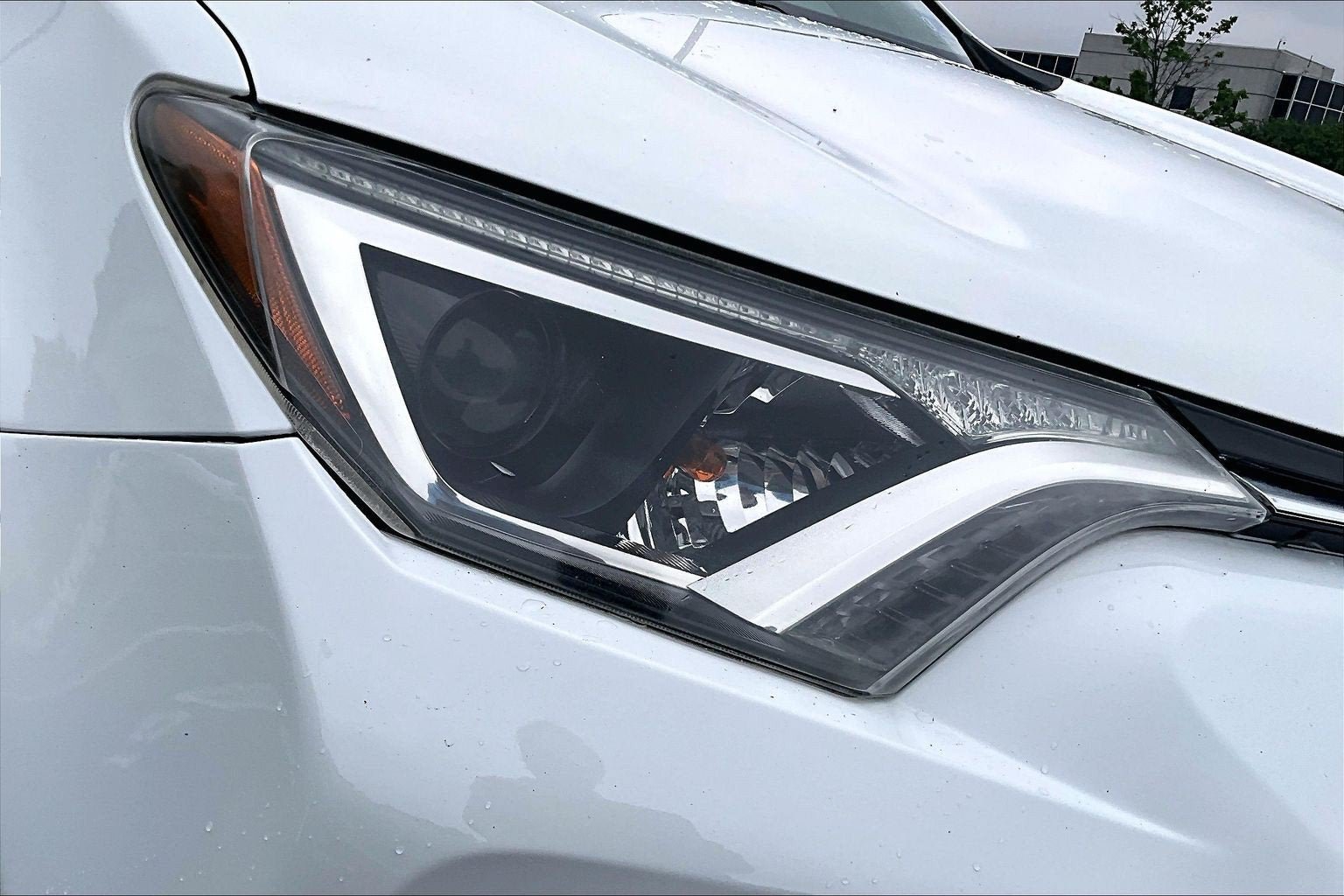 Used 2016 Toyota RAV4 LE AWD/4WD image 26