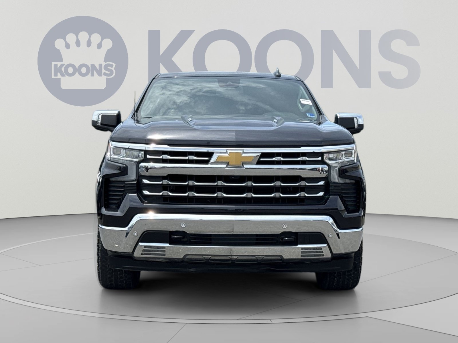 Used 2024 Chevrolet Silverado 1500 LTZ w/ Z71 Off-Road Package AWD/4WD image 11