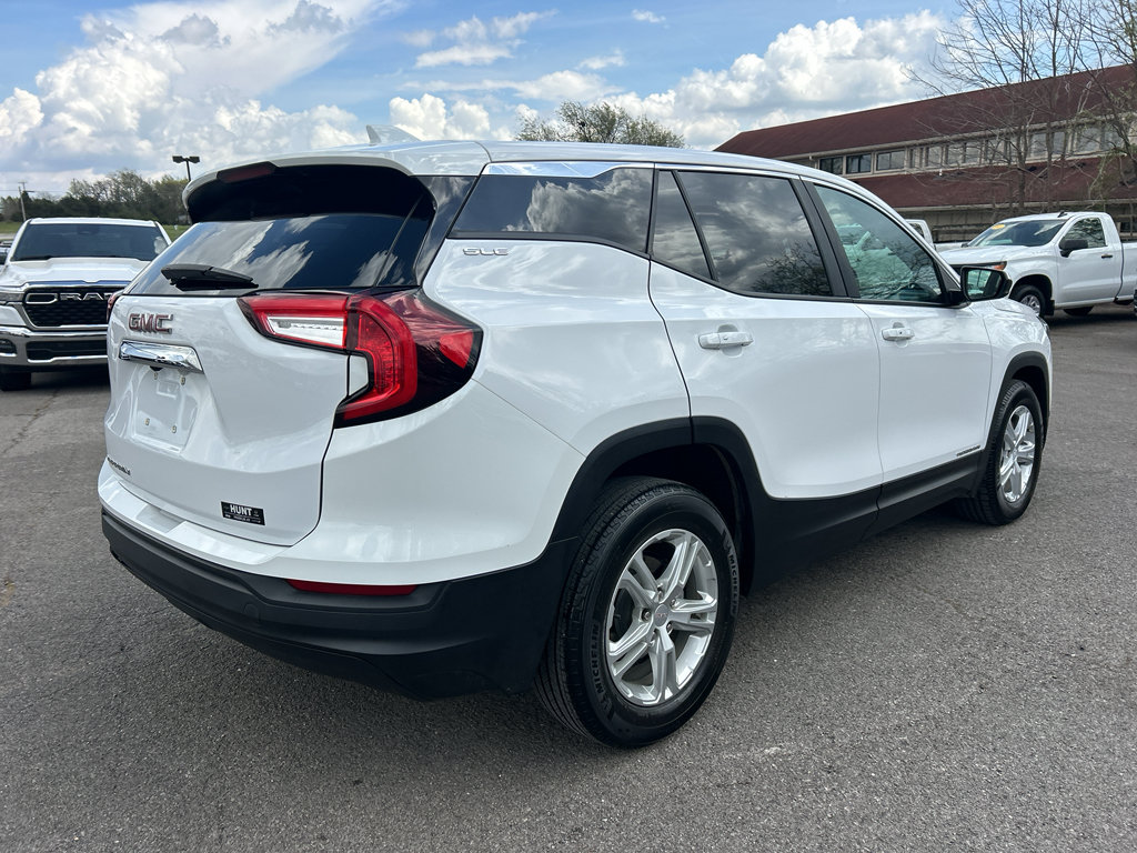 Used 2023 GMC Terrain SLE FWD image 5