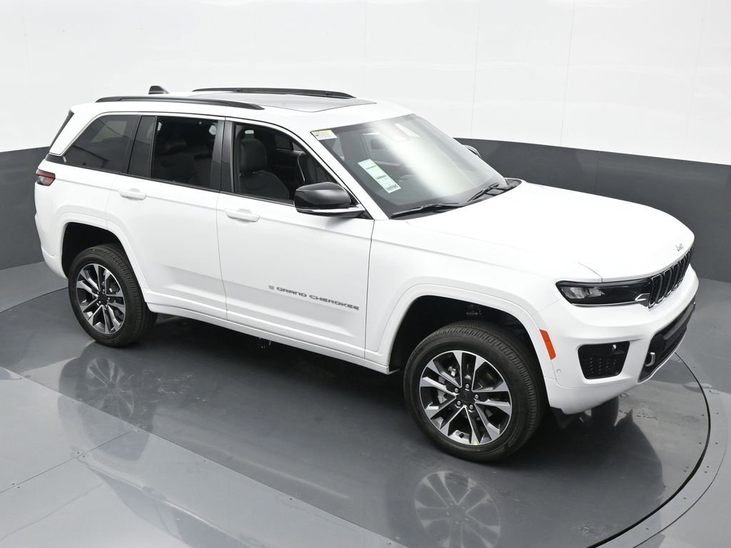 Used 2024 Jeep Grand Cherokee Overland w/ Luxury Tech Group IV image 56