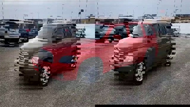 Used 2011 Chevrolet HHR LT image 4