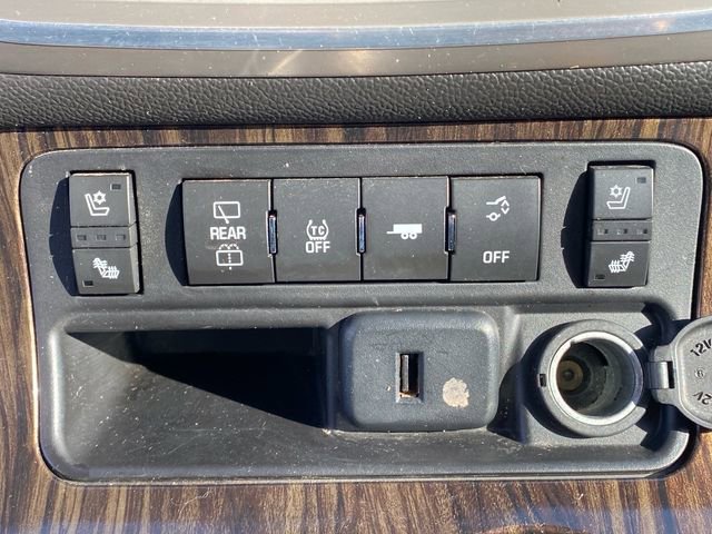 Used 2015 GMC Acadia Denali image 13