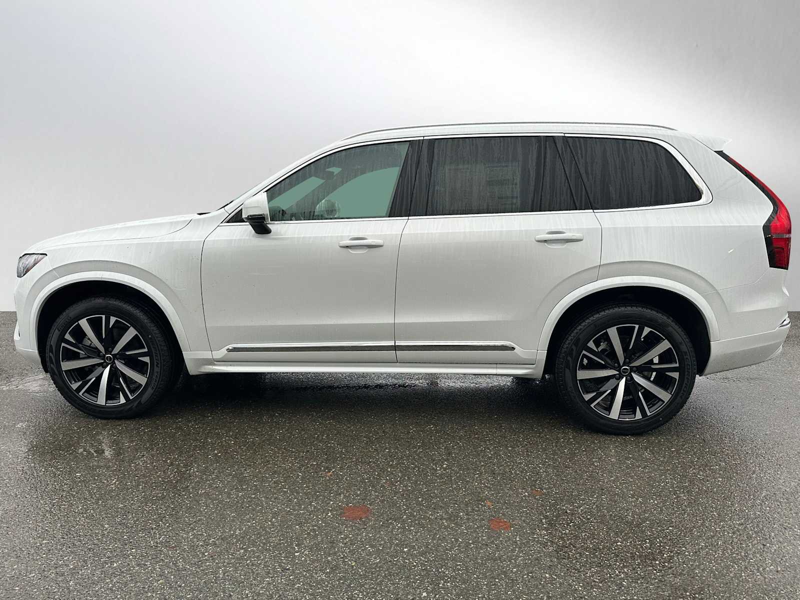 New 2026 Volvo XC90 B5 Core image 6