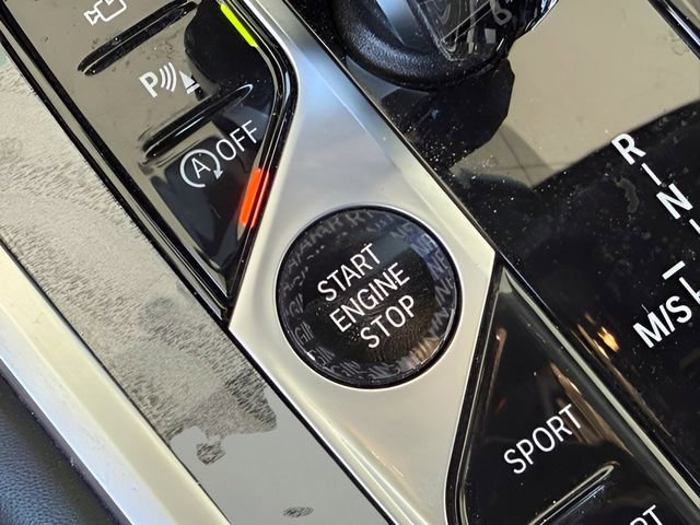 Used 2023 BMW 840i 840i w/ M Sport Professional Package image 33