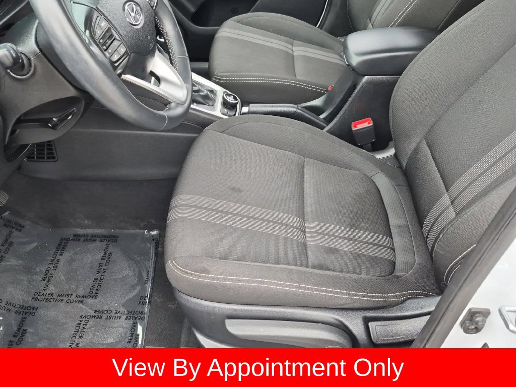 Used 2026 Hyundai Venue SEL FWD image 23