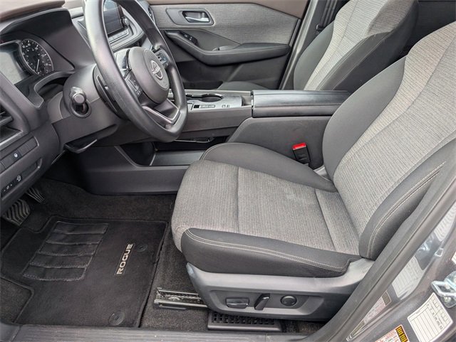 Used 2023 Nissan Rogue SV image 15