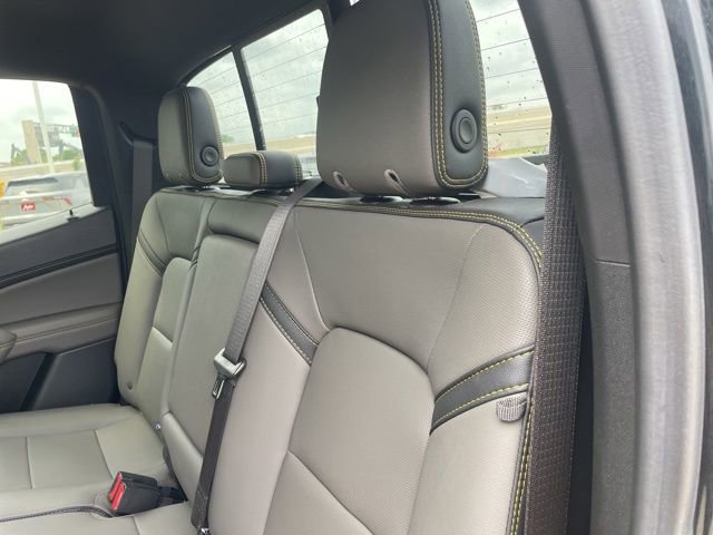 Used 2024 Chevrolet Colorado ZR2 w/ ZR2 Convenience Package III image 8