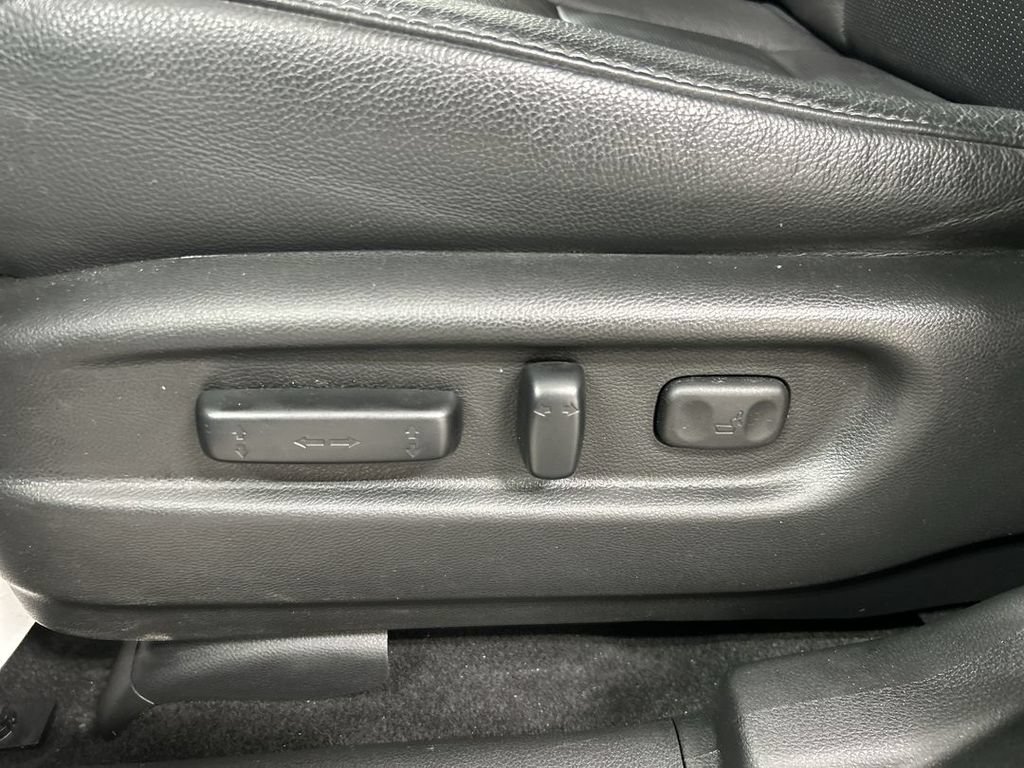Used 2022 Honda Pilot Elite image 10