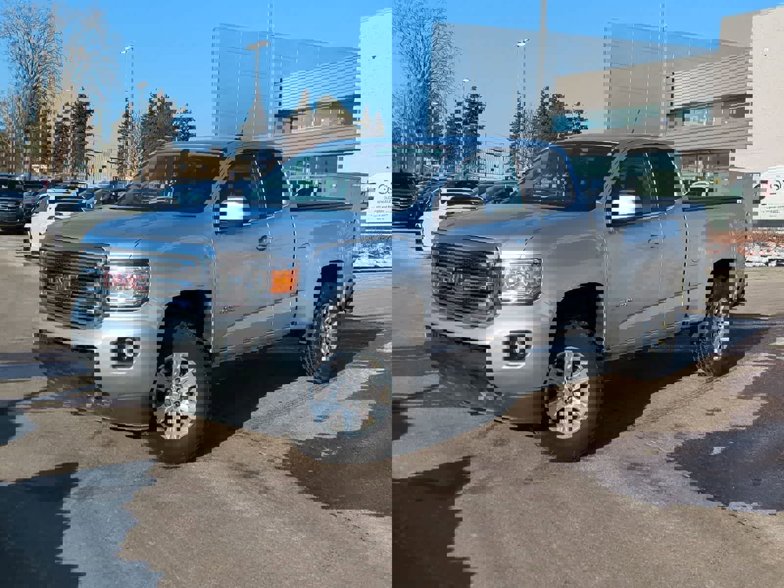 Used 2015 GMC Canyon SLE