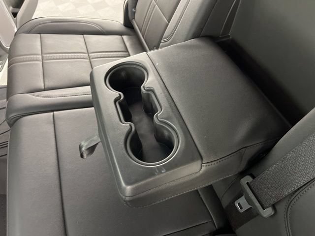 Used 2024 Chevrolet Silverado 2500 High Country w/ High Country Premium Package AWD/4WD image 49