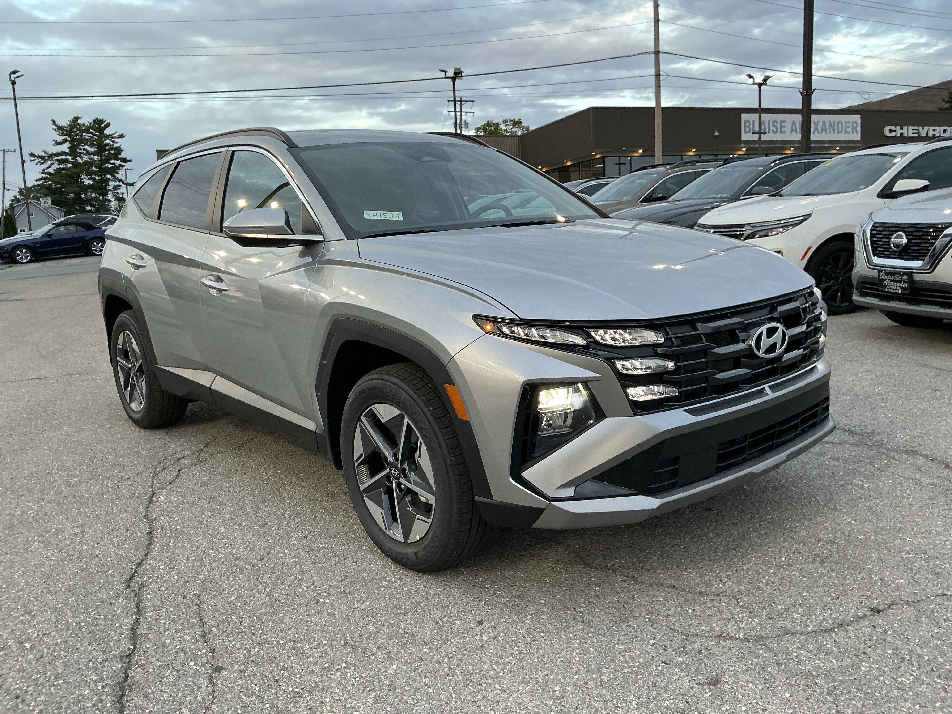 New 2026 Hyundai Tucson SEL image 1