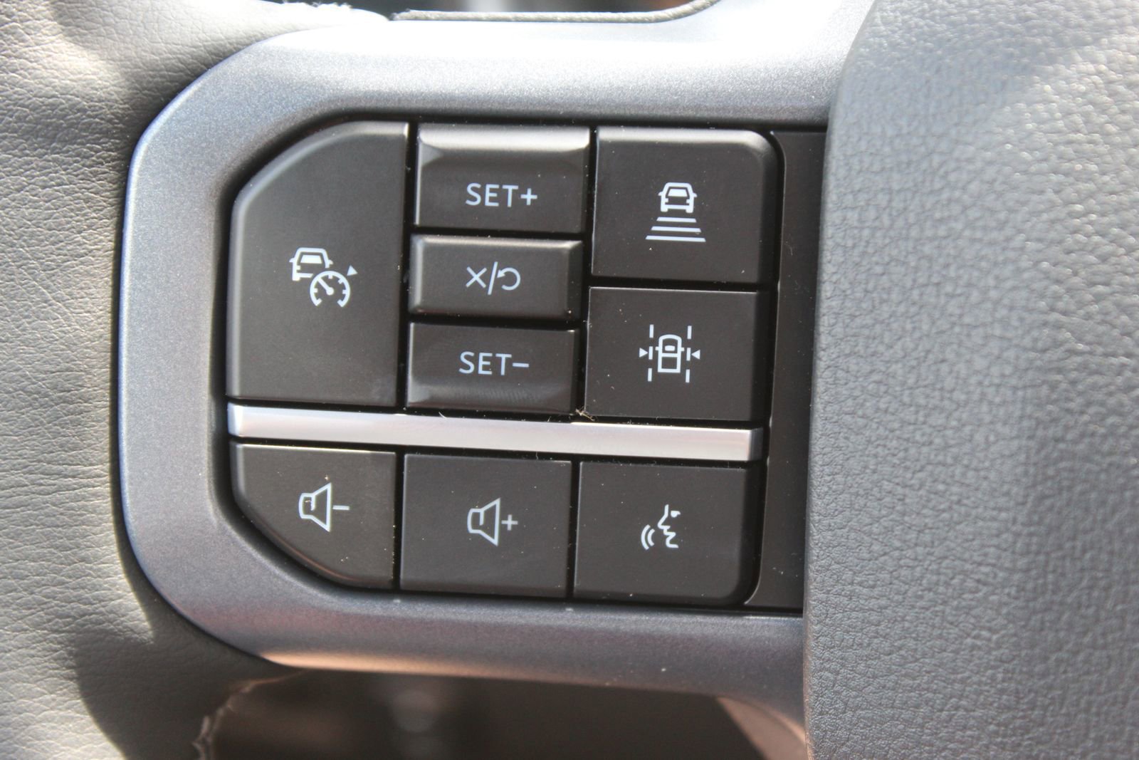 New 2026 Ford F350 Lariat AWD/4WD image 32