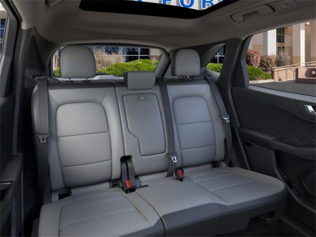 New 2025 Ford Escape SE w/ Class II Trailer Tow Package image 11