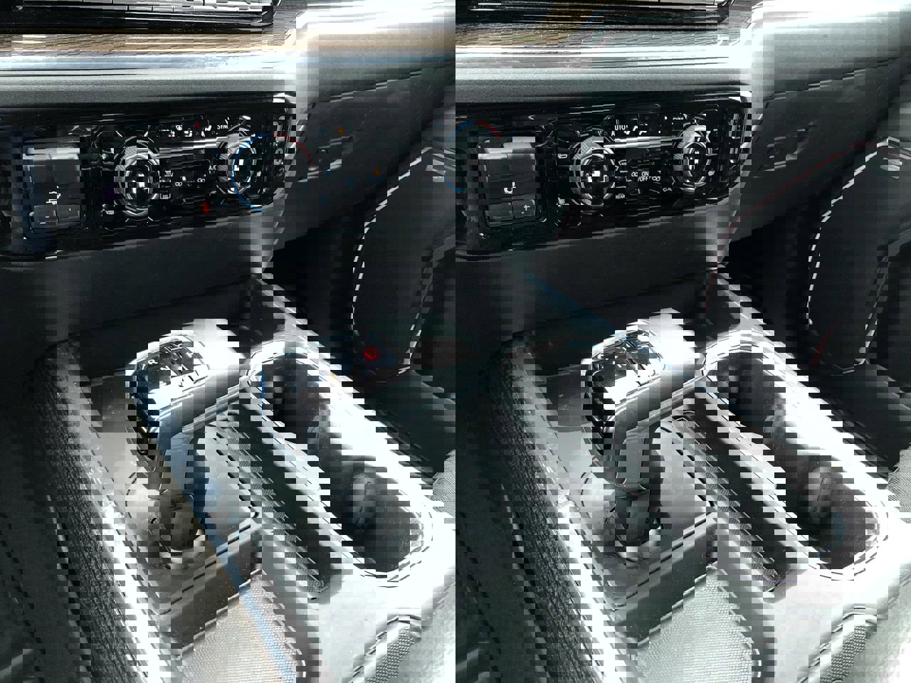 Used 2023 Chevrolet Silverado 1500 RST w/ Convenience Package II image 18