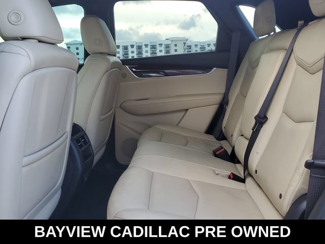 Used 2018 Cadillac XT5 Luxury w/ Driver Awareness Package FWD image 15
