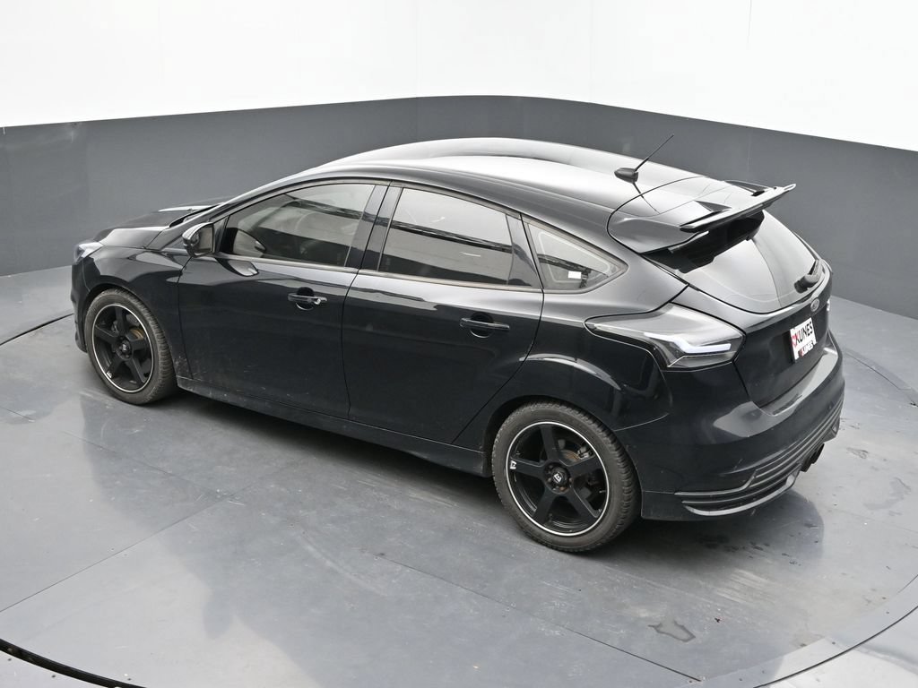 Used 2018 Ford Focus ST FWD image 21