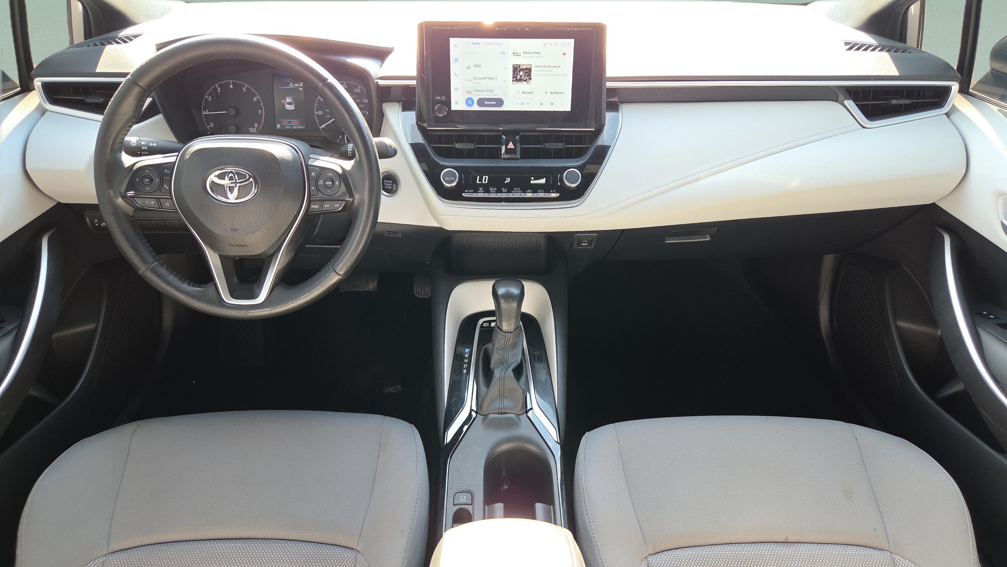 Certified 2024 Toyota Corolla SE FWD image 13