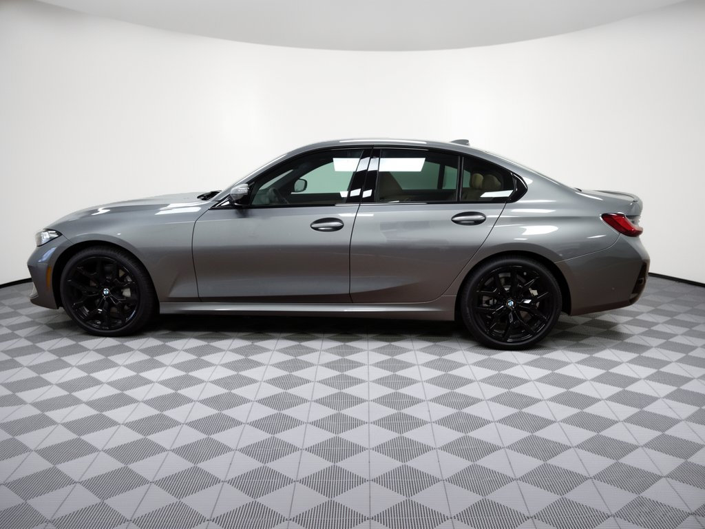 Used 2026 BMW 330i xDrive Sedan w/ M Sport Package AWD/4WD image 2