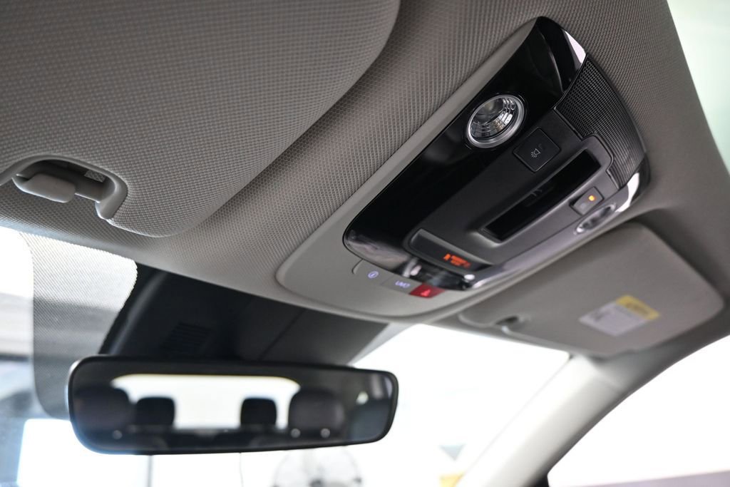 Used 2022 Kia Sorento EX w/ Panoramic Sunroof Package FWD image 26