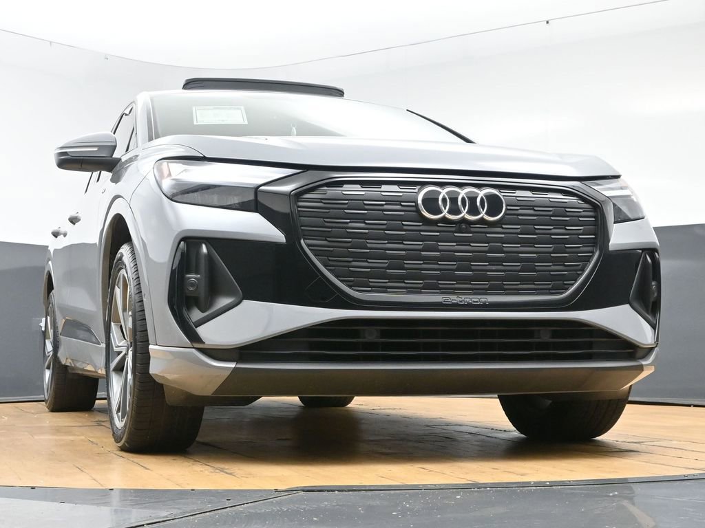 Used 2024 Audi Q4 e-tron Premium Plus w/ Premium Plus AWD/4WD image 52