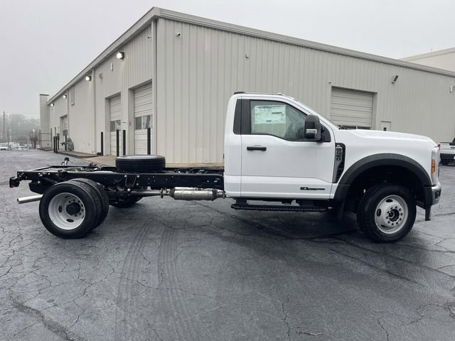 New 2026 Ford F550 4x4 Regular Cab Super Duty image 2