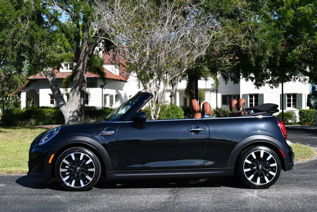 Used 2024 MINI Cooper S w/ Signature Upholstery Package FWD image 28